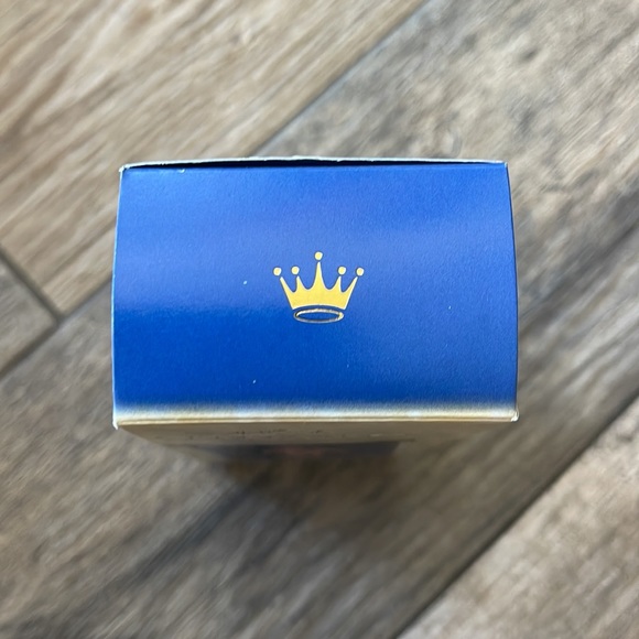 Hallmark Fashion Luncheon Barbie Ornament - Picture 8 of 14